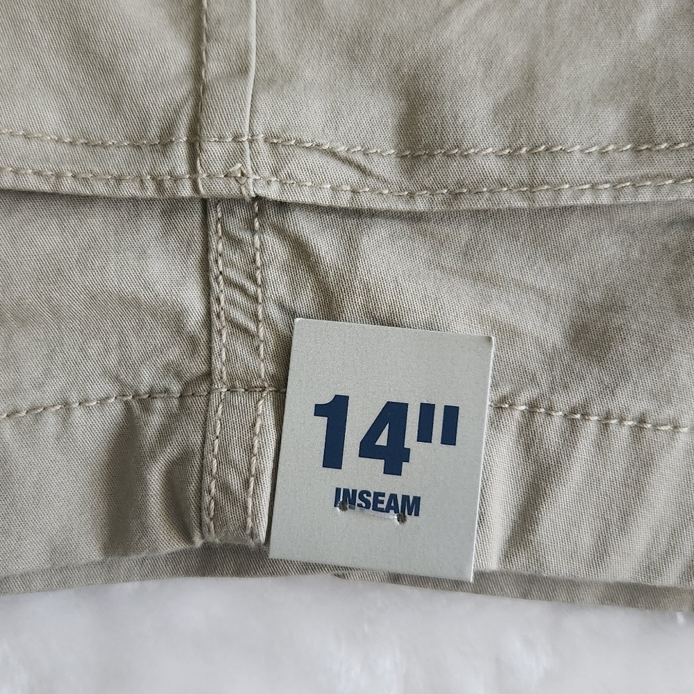 🩳 George Men’s Tan Cargo Messenger Shorts – Size 42, NWT, 14” Inseam - Picture 5 of 12